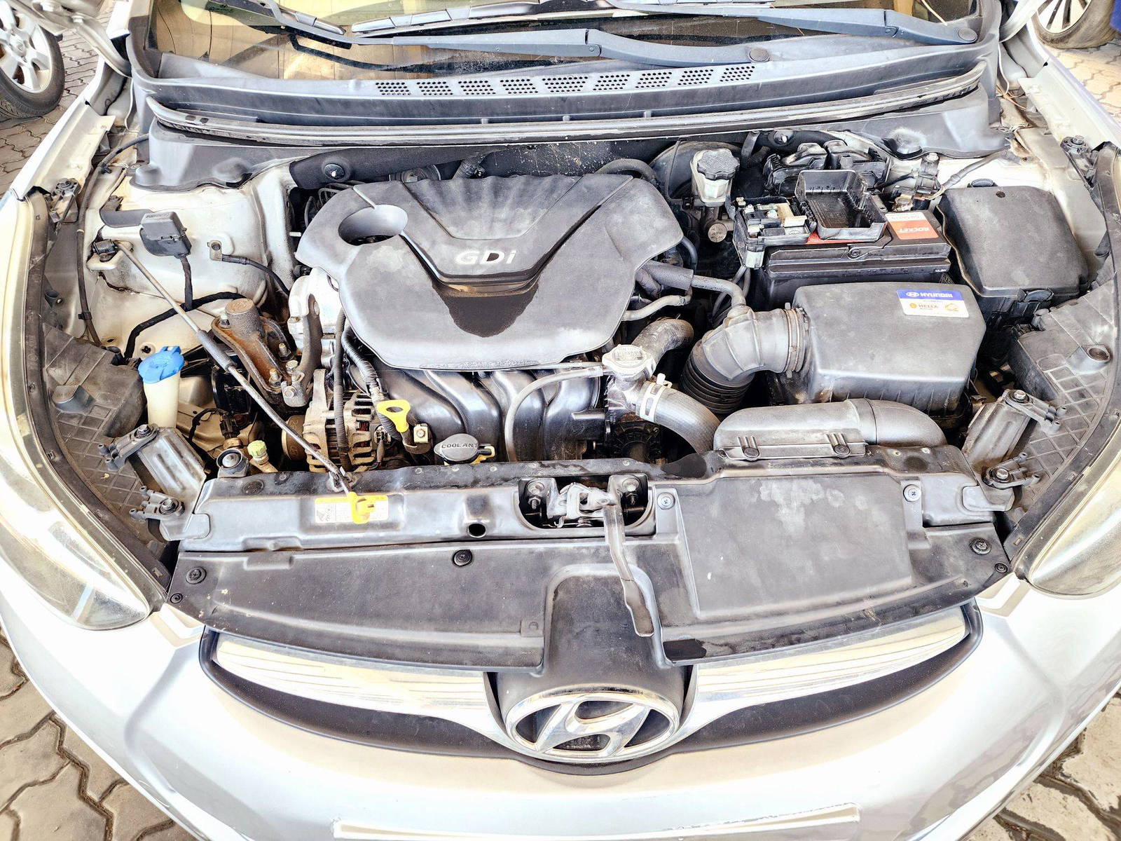 2011 HYUNDAI AVANTE — 80609 KM — Lot 056691 — Souq - Marhaba Auctions Used Cars - Image 11
