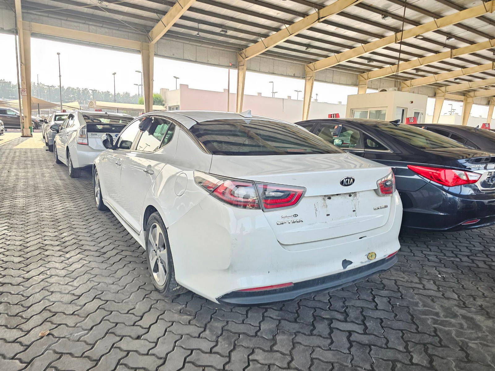 2015 KIA OPTIMA — 197970 Miles — Lot D7F5090071 — Souq - Marhaba Auctions Used Cars - Image 6