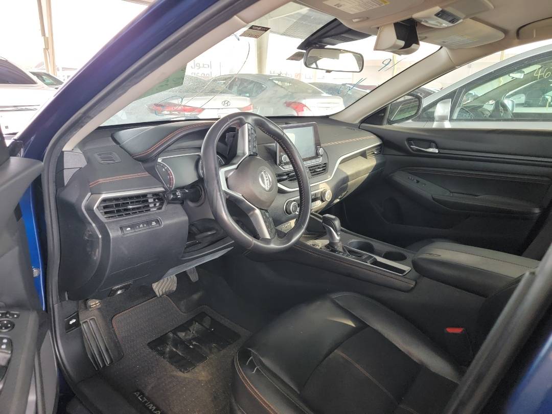 2020 NISSAN ALTIMA — 133693 Miles — Lot 90625 — Souq - Marhaba Auctions Used Cars - Image 6