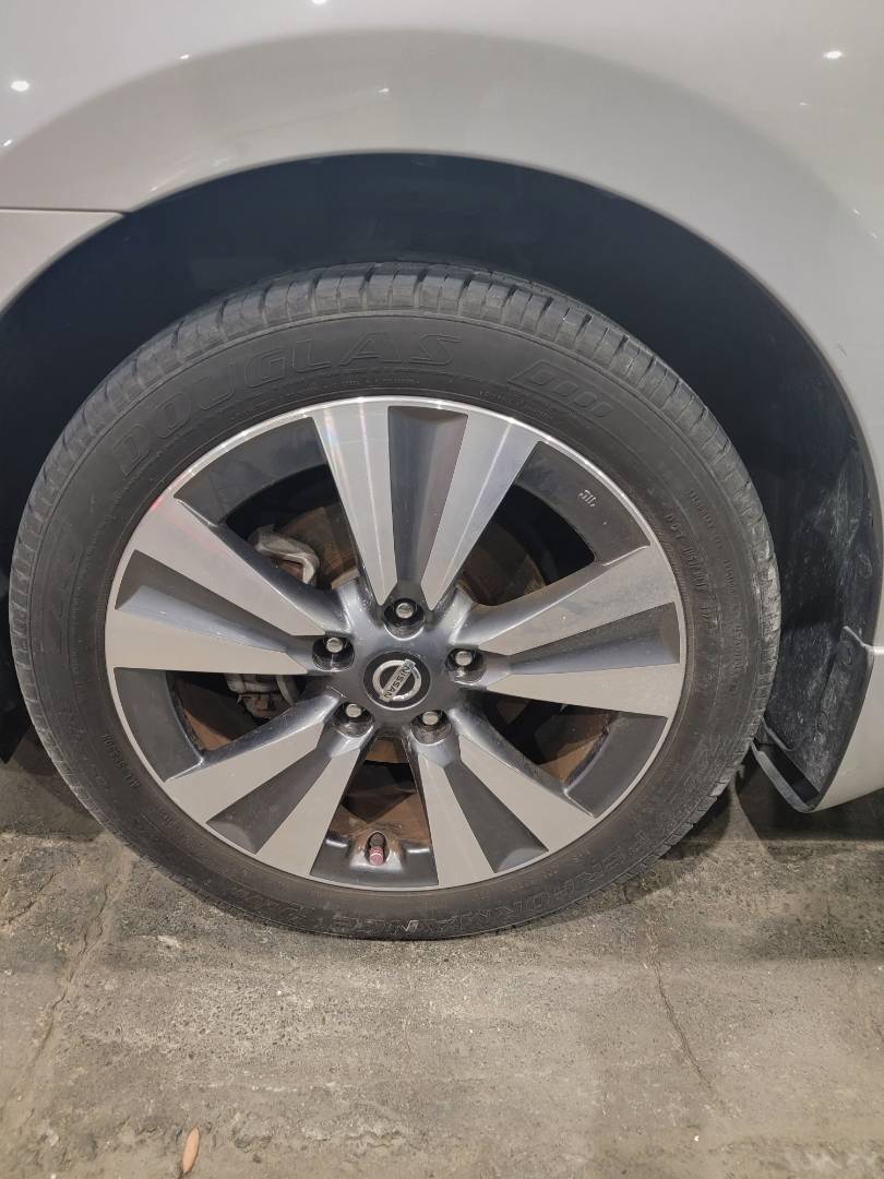 2019 NISSAN SENTRA — 79533 Miles — Lot 300895 — Main - Marhaba Auctions Used Cars - Image 11