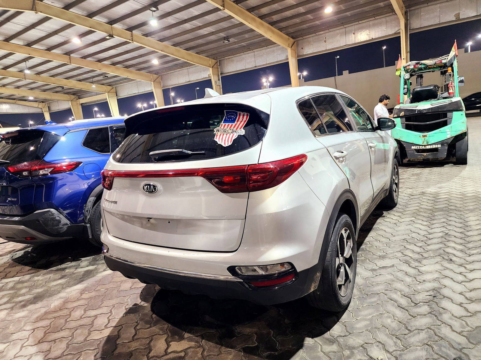 2020 KIA SPORTAGE — 120051 Miles — Lot 3AC3L7644617 — Souq - Marhaba Auctions Used Cars - Image 3