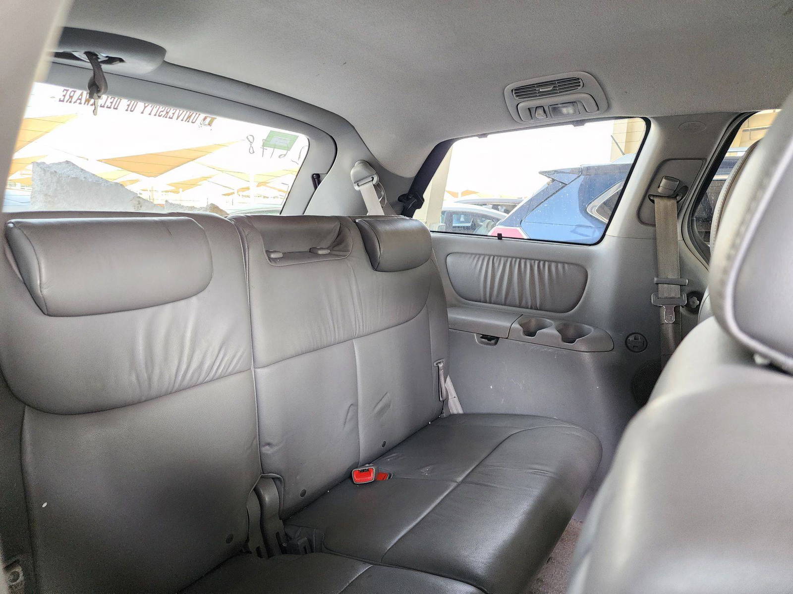 2009 TOYOTA SIENNA — 146148 Miles — Lot 39641773 — Souq - Marhaba Auctions Used Cars - Image 7