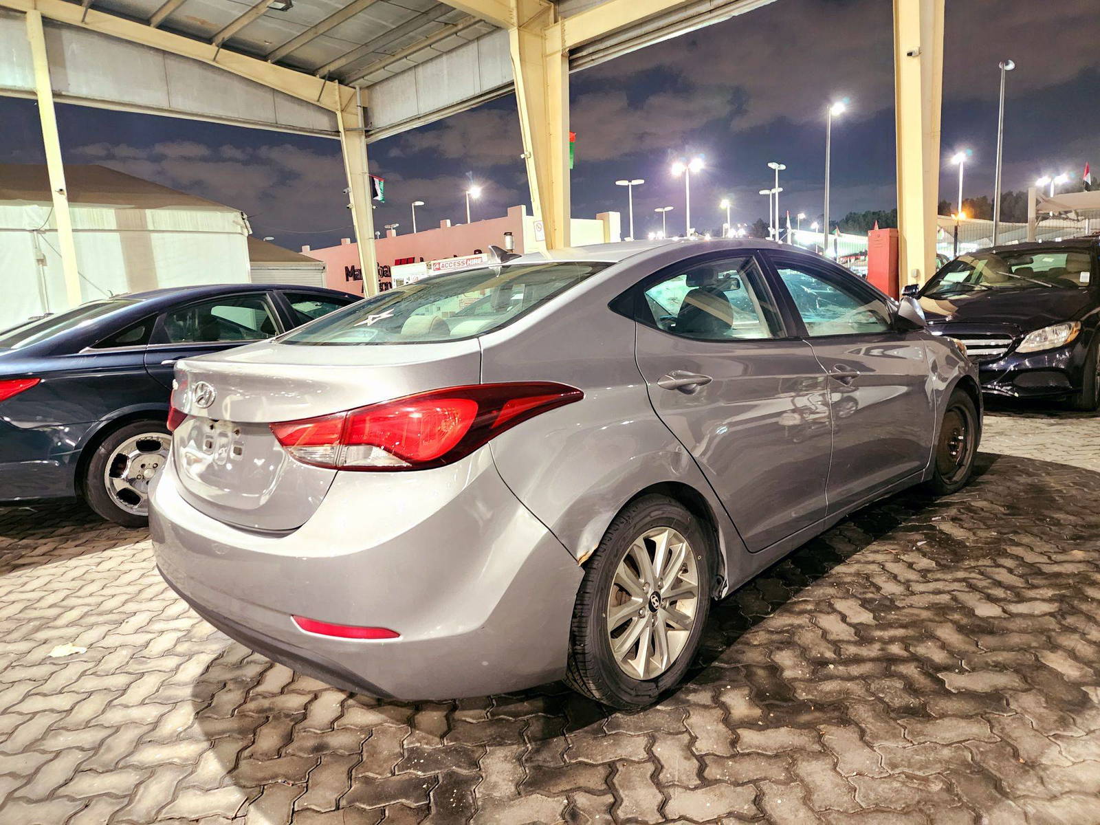 2014 HYUNDAI ELANTRA — 227420 Miles — Lot 2EU093319 — Souq - Marhaba Auctions Used Cars - Image 3