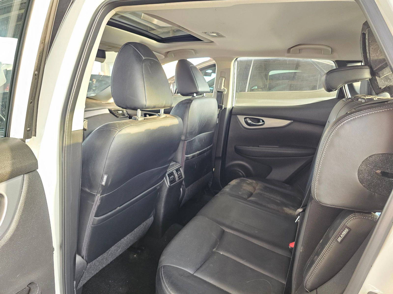 2020 NISSAN ROGUE SPORTS — 34535 KM — Lot 74943533 — Souq - Marhaba Auctions Used Cars - Image 6