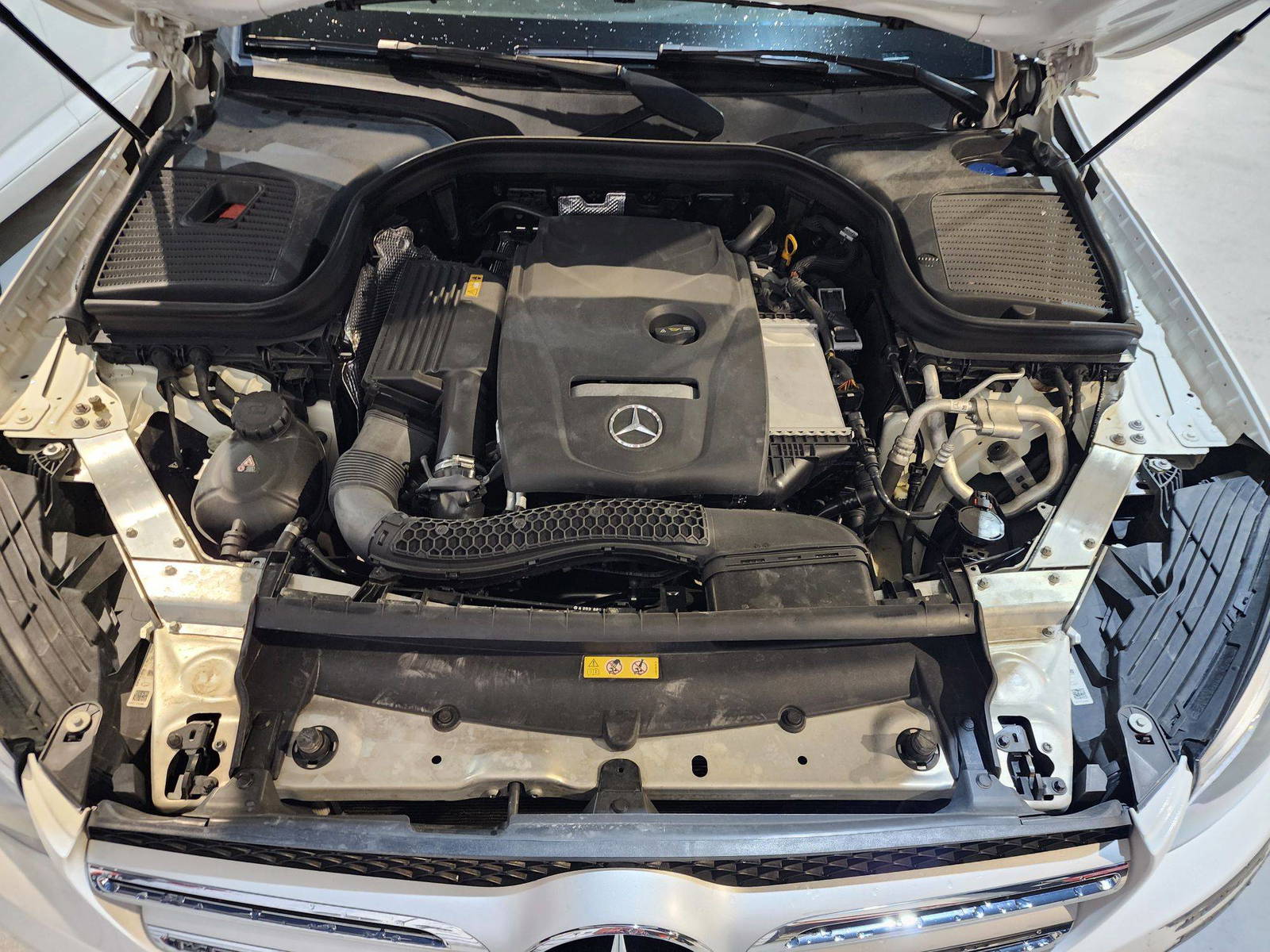 2019 MERCEDES BENZ GLC-300 — 124841 KM — Lot 38256038 — Main - Marhaba Auctions Used Cars - Image 13