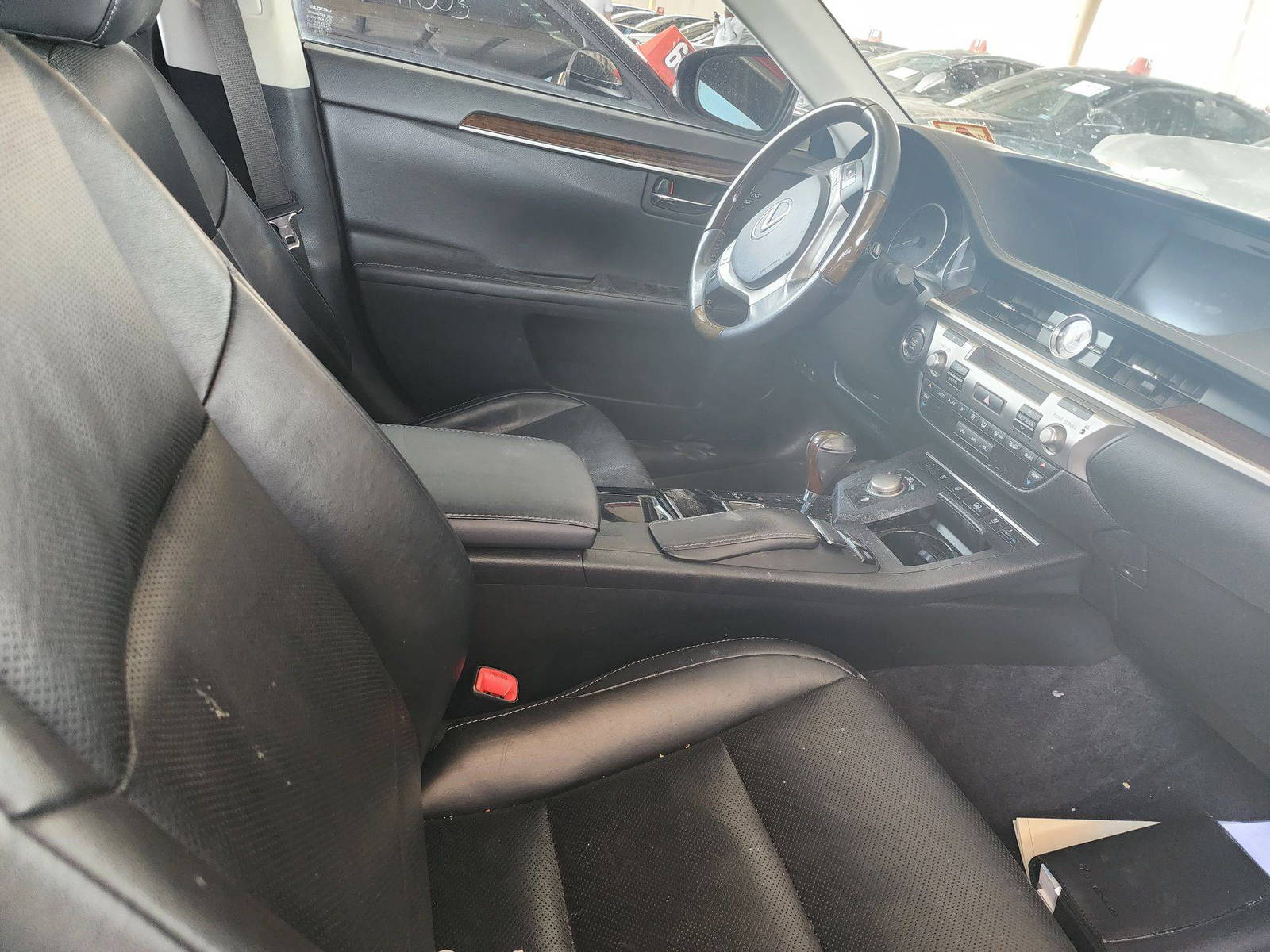 2014 LEXUS ES 350 — 169829 Miles — Lot 70125763 - Marhaba Auctions Used Cars - Image 9