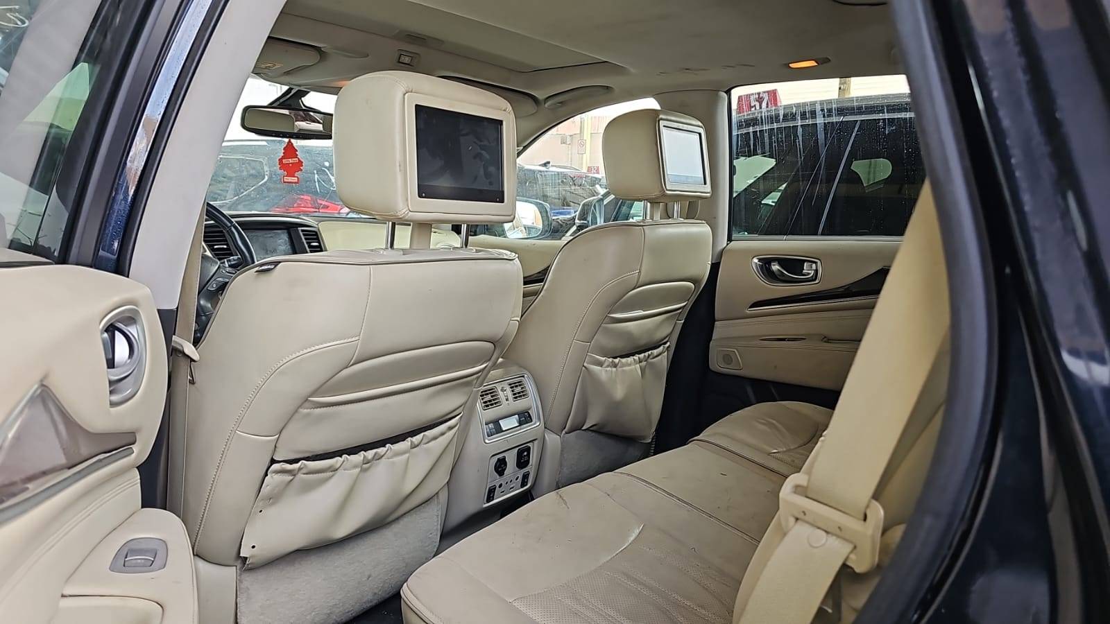 2017 INFINITI QX60 — 143461 Miles — Lot 49594 — Souq - Marhaba Auctions Used Cars - Image 5
