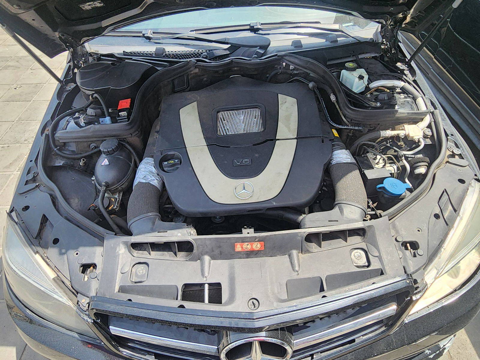 MERCEDES BENZ C300 2011 - Marhaba Auction Used Cars - Image 13