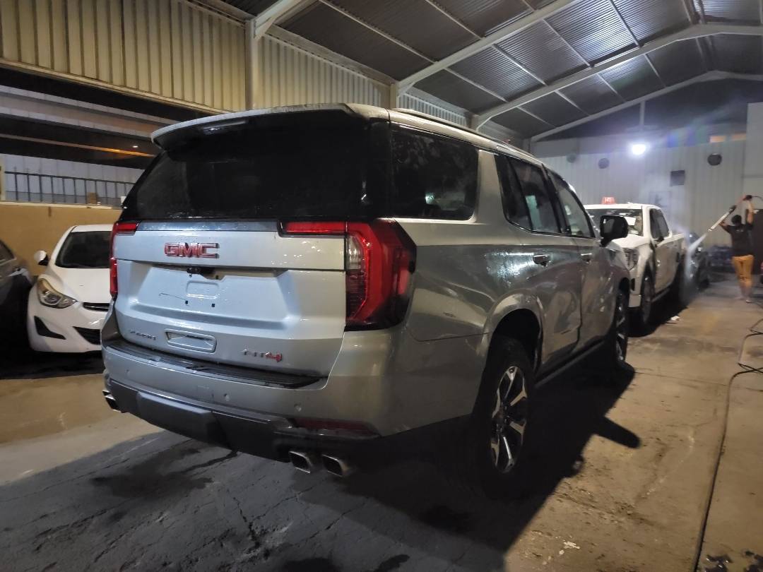 2025 GMC YUKON — 2211 Miles — Lot R104621 — Main - Marhaba Auctions Used Cars - Image 4