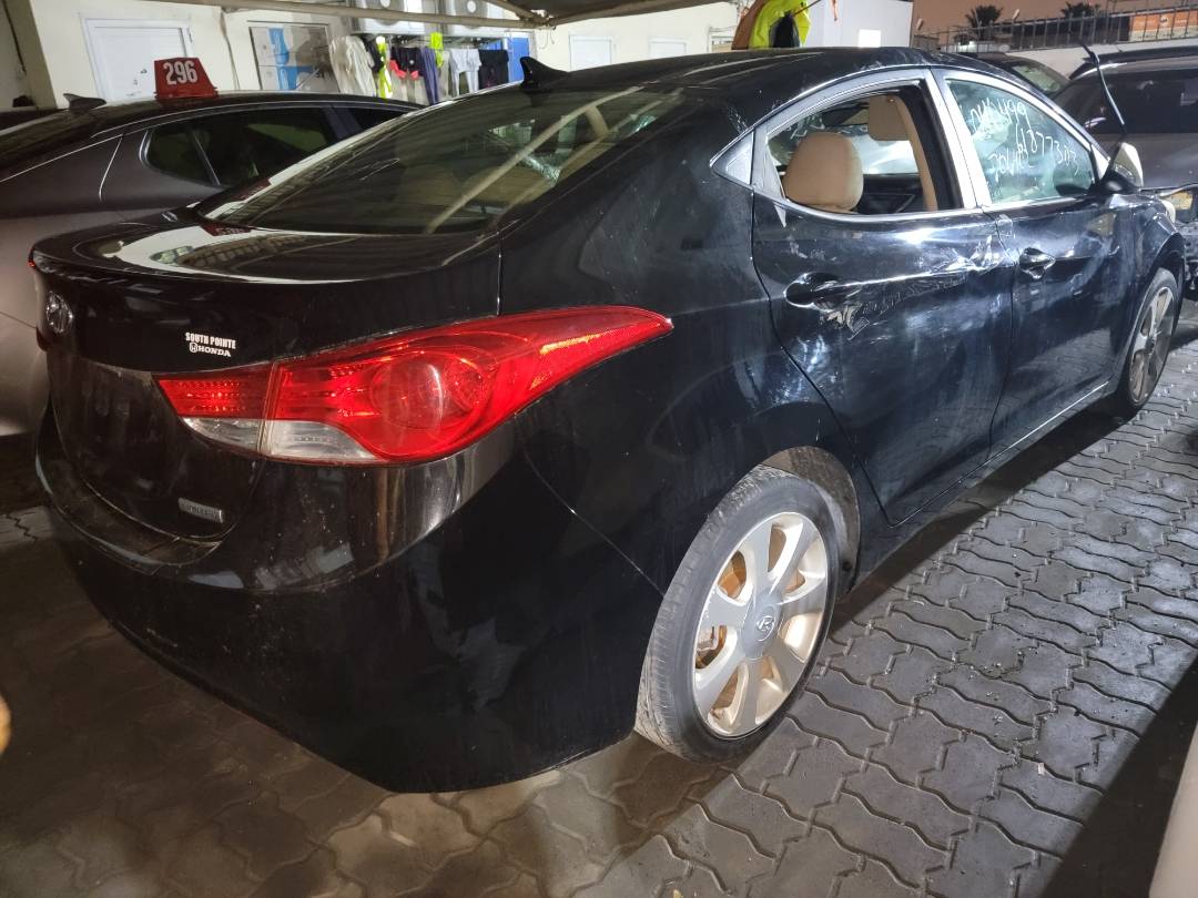 2012 HYUNDAI ELANTRA — 127200 Miles — Lot 61877303 - Marhaba Auctions Used Cars - Image 4