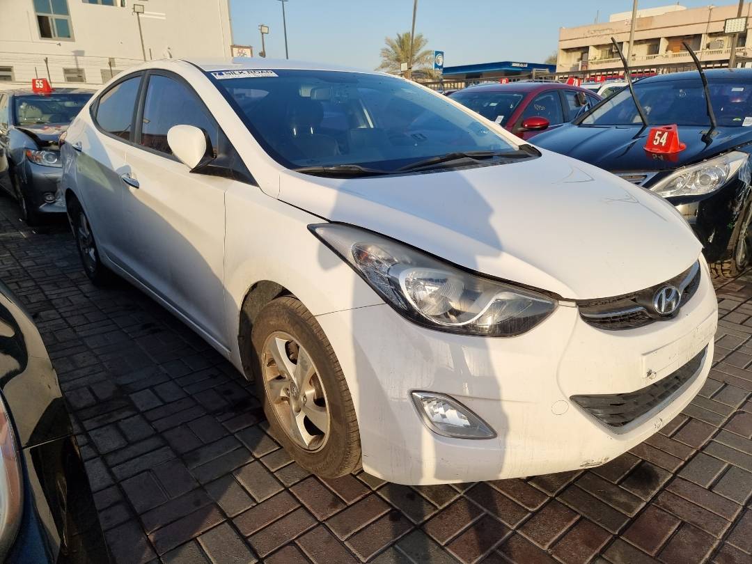 2012 HYUNDAI AVANTE — 141510 KM — Lot 125487 — Ind. 12 - Marhaba Auctions Used Cars - Image 3