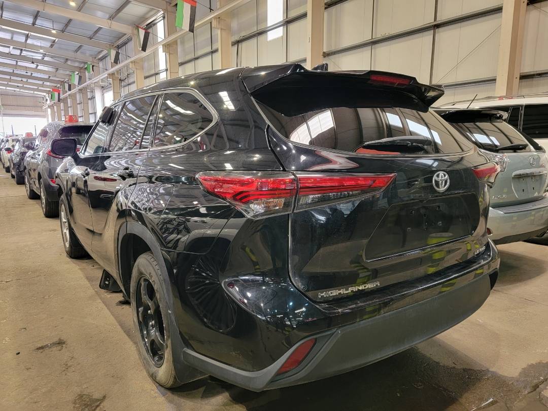 2021 TOYOTA HIGHLANDER — 71149 Miles — Lot 38064974 — Souq - Marhaba Auctions Used Cars - Image 3