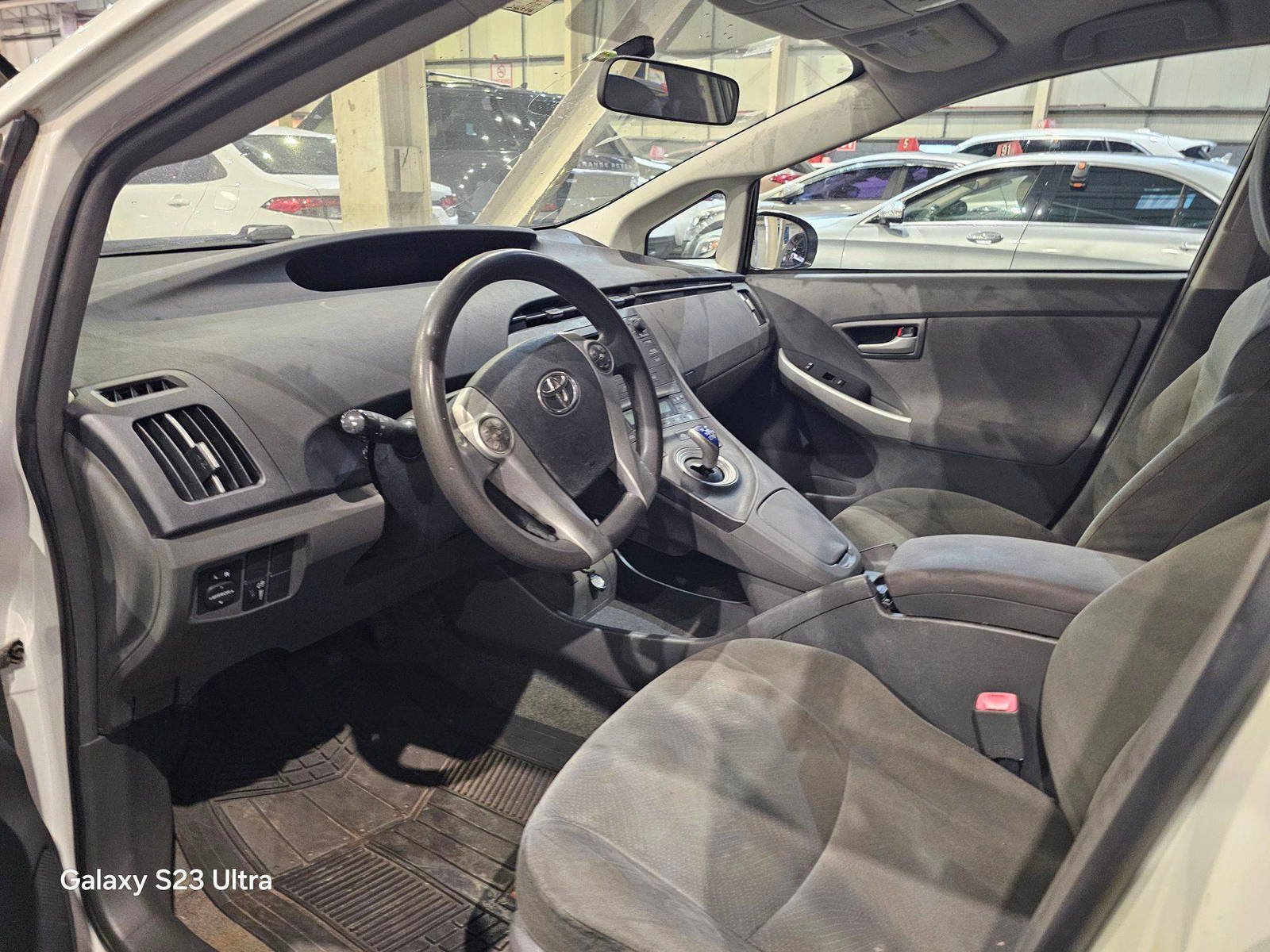 2010 TOYOTA PRIUS — 246249 Miles — Lot A0193999 — Main - Marhaba Auctions Used Cars - Image 8