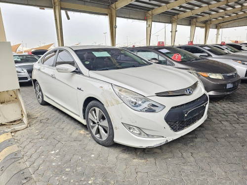 HYUNDAI SONATA