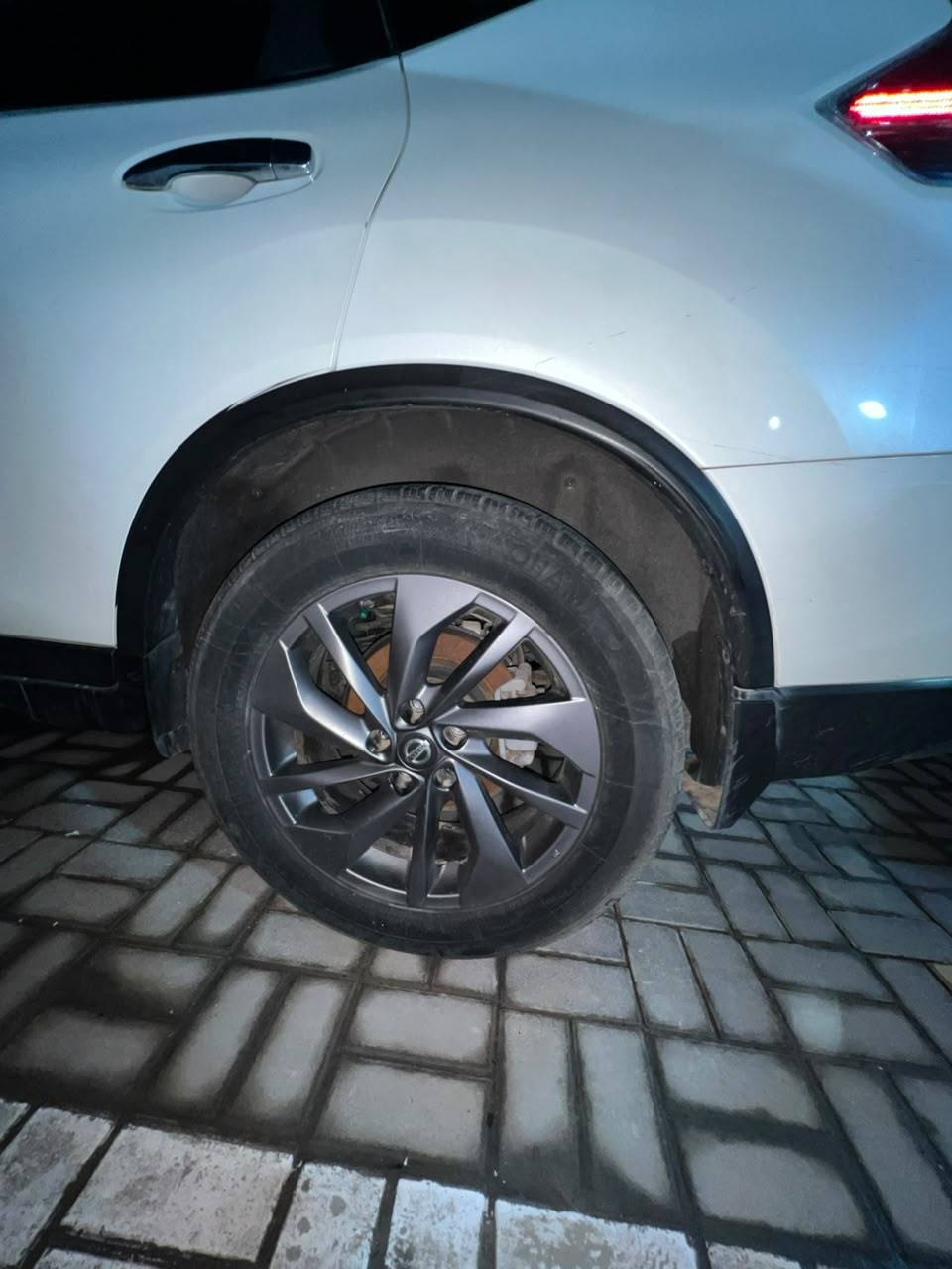 2016 NISSAN ROGUE — 134240 Miles — Lot T2MT0GC868922 - Marhaba Auctions Used Cars - Image 4