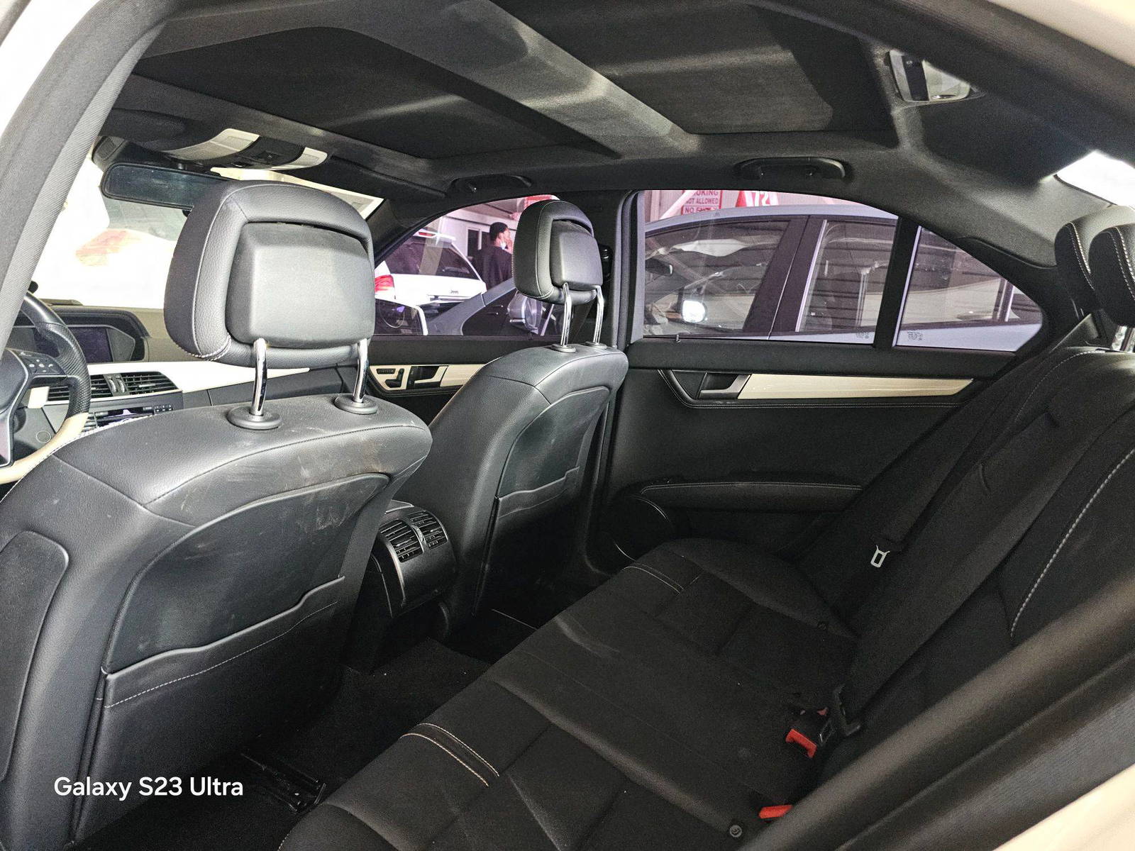 2013 MERCEDES BENZ C200 — 83104 KM — Lot 852420 — Main - Marhaba Auctions Used Cars - Image 7