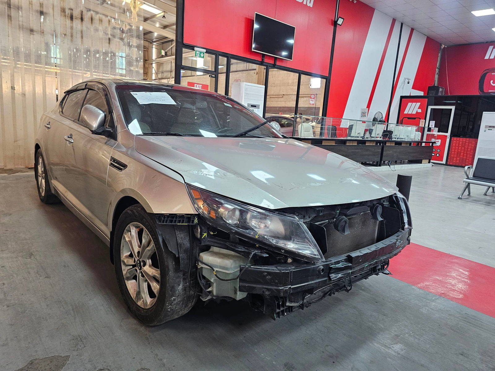 2011 KIA OPTIMA — 231432 Miles — Lot 96883405 — Main - Marhaba Auctions Used Cars - Image 5