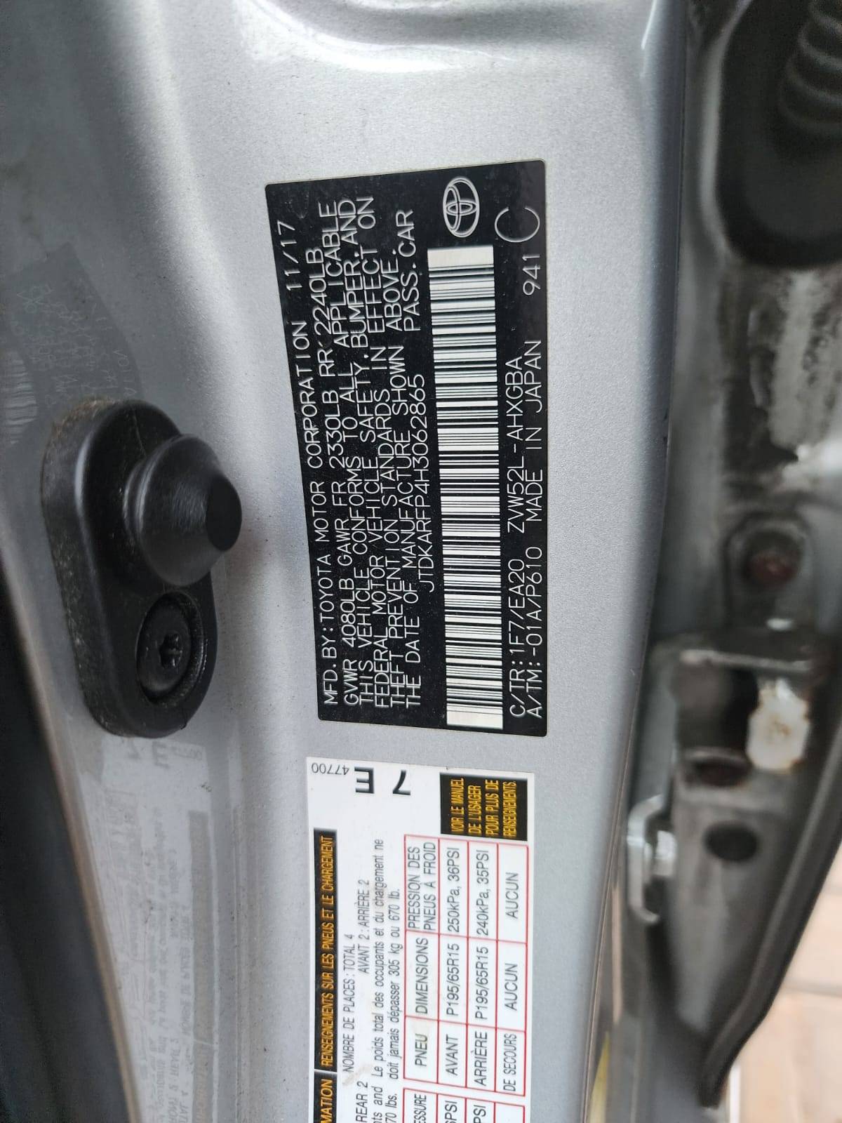 2017 TOYOTA PRIUS — 166122 Miles — Lot 3062865 - Marhaba Auctions Used Cars - Image 6