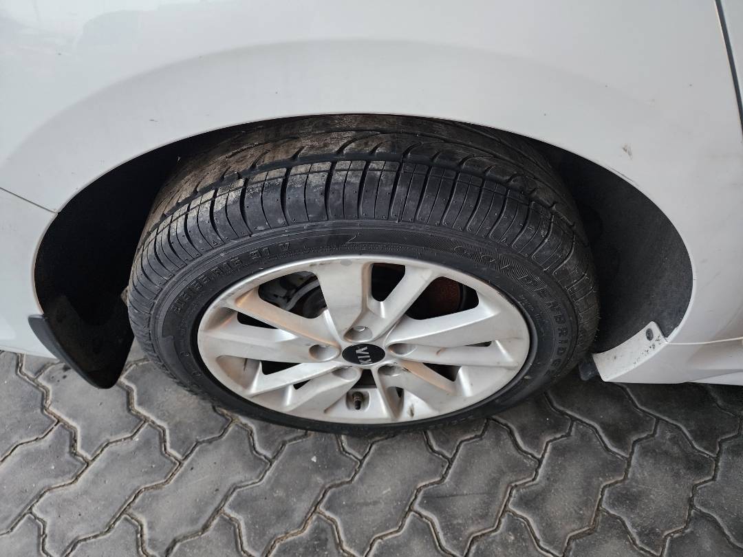 2018 KIA OPTIMA — 118421 Miles — Lot 38311586 - Marhaba Auctions Used Cars - Image 6