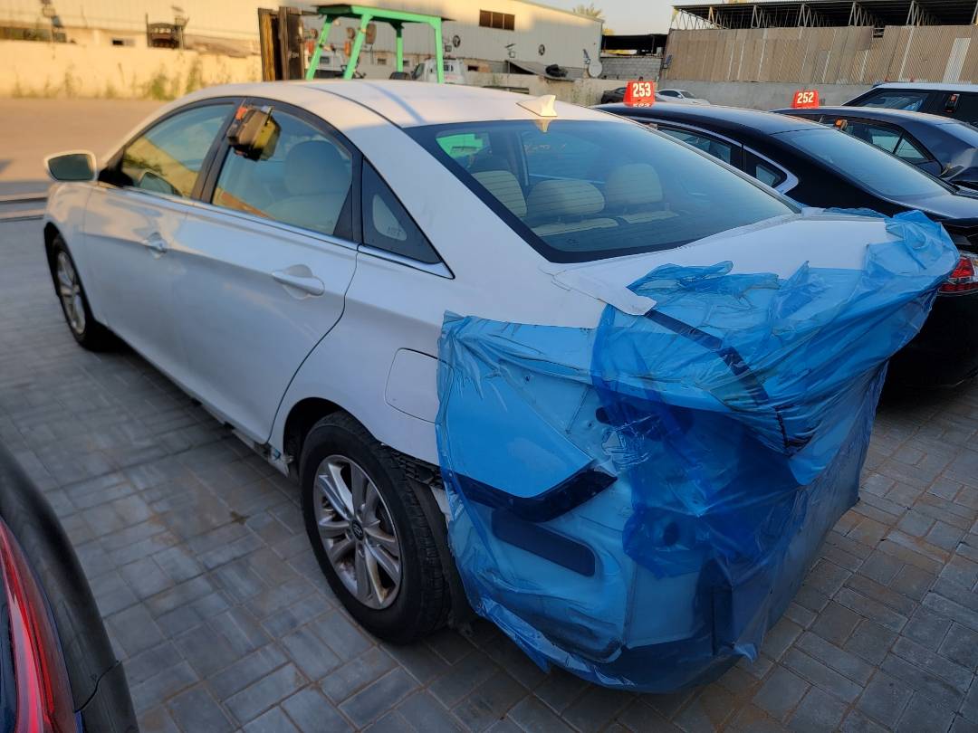 2014 HYUNDAI SONATA — 105573 Miles — Lot EH897651 - Marhaba Auctions Used Cars - Image 4