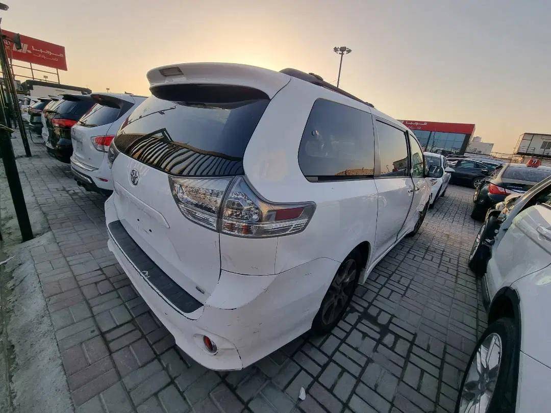 TOYOTA SIENNA 2014 - Marhaba Auction Used Cars - Image 4