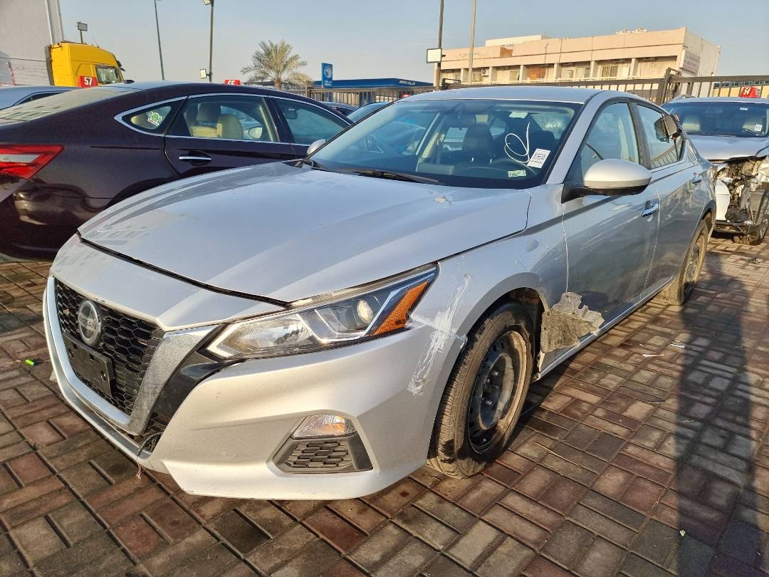 2020 NISSAN ALTIMA — 84575 Miles — Lot LC159750 — Main - Marhaba Auctions Used Cars - Image 3