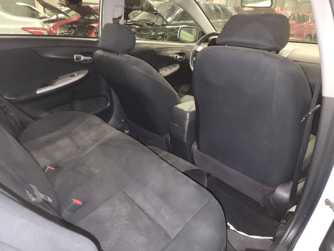 2010 TOYOTA COROLLA — 196861 Miles — Lot 37911113 - Marhaba Auctions Used Cars - Image 4