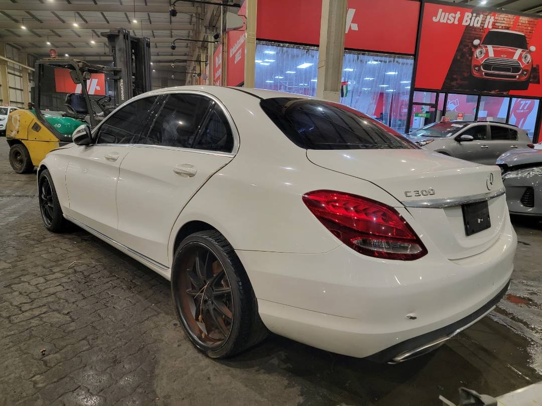 MERCEDES BENZ C300 2016 - Marhaba Auction Used Cars - Image 3