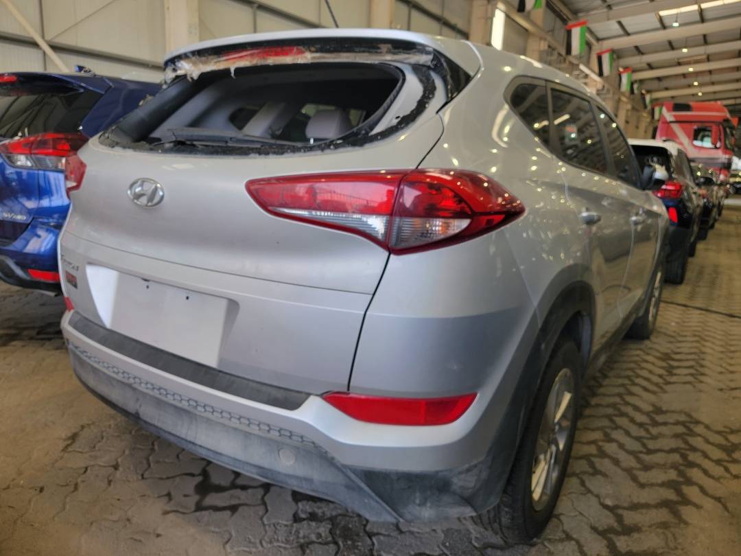 2018 HYUNDAI TUCSON — 101255 Miles — Lot 786544 — Main - Marhaba Auctions Used Cars - Image 4