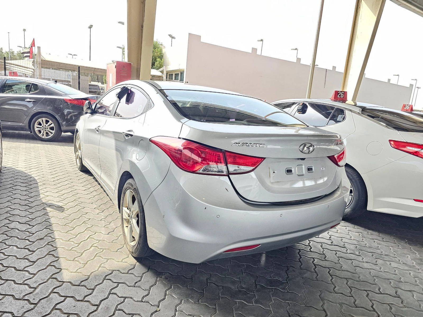 HYUNDAI AVANTE 2012 - Marhaba Auction Used Cars - Image 5