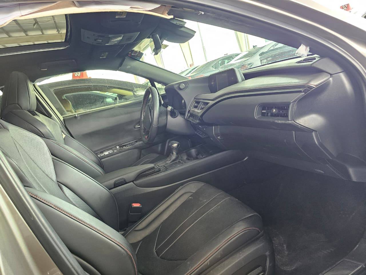 2019 LEXUS UX 200 — 73026 Miles — Lot 2000853 — Souq - Marhaba Auctions Used Cars - Image 10
