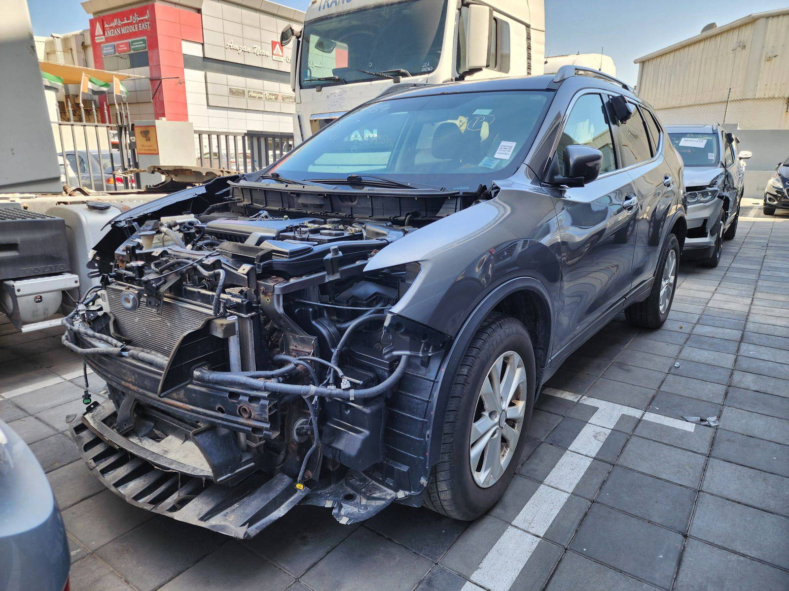 2015 NISSAN ROGUE — 263872 KM — Lot 12192854 — Al Quoz - Marhaba Auctions Used Cars - Image 5
