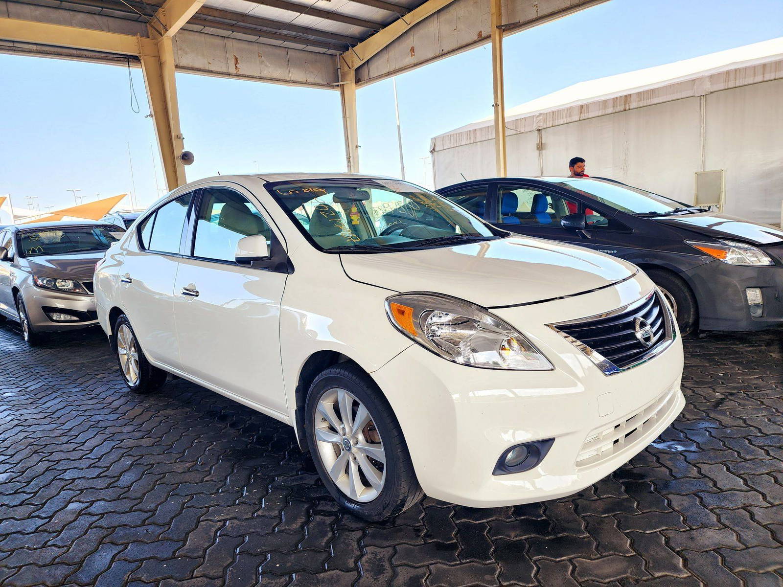 2014 NISSAN VERSA — 105693 Miles — Lot 40217987 — Souq - Marhaba Auctions Used Cars - Image 4