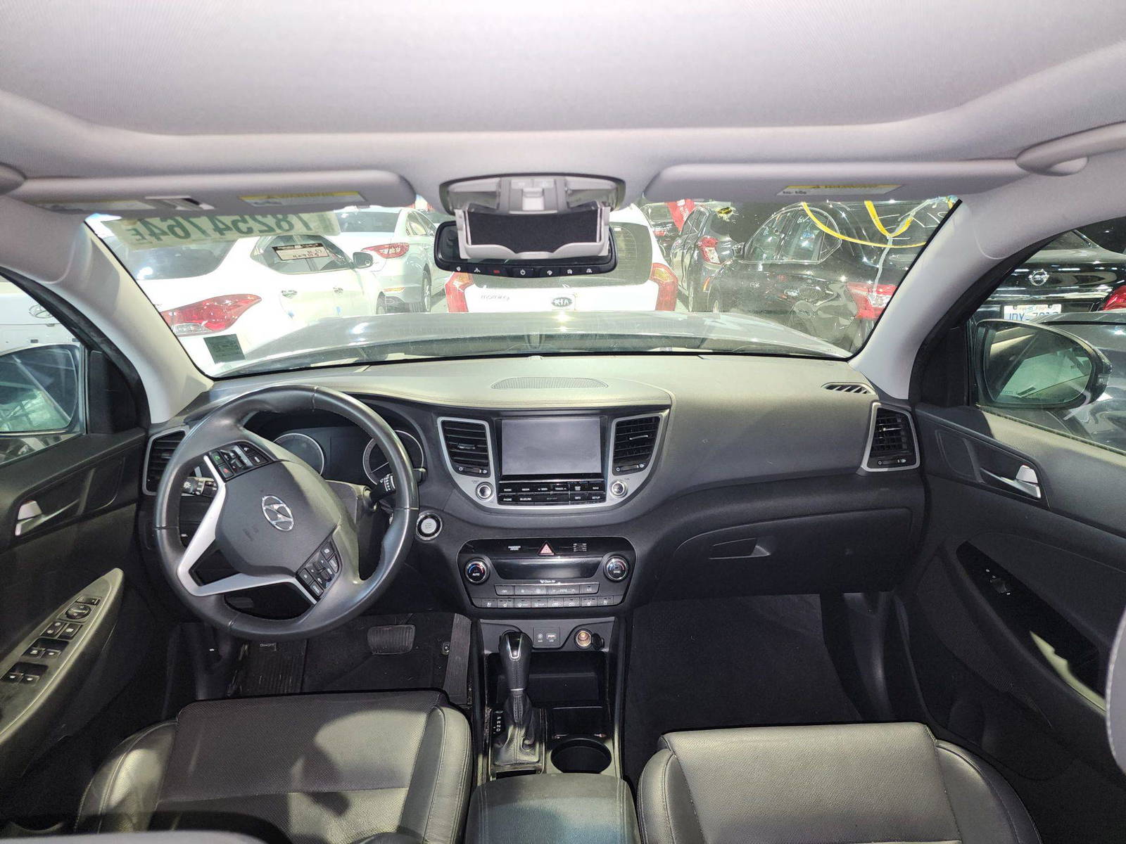 2017 HYUNDAI TUCSON — 90946 Miles — Lot 78254764 — Al Quoz - Marhaba Auctions Used Cars - Image 8