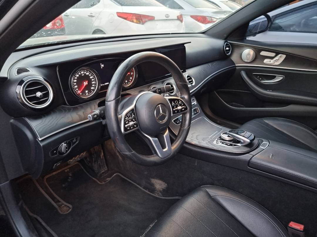 2019 MERCEDES BENZ E-300 — 139094 Miles — Lot 22400 — Ind. 12 - Marhaba Auctions Used Cars - Image 6