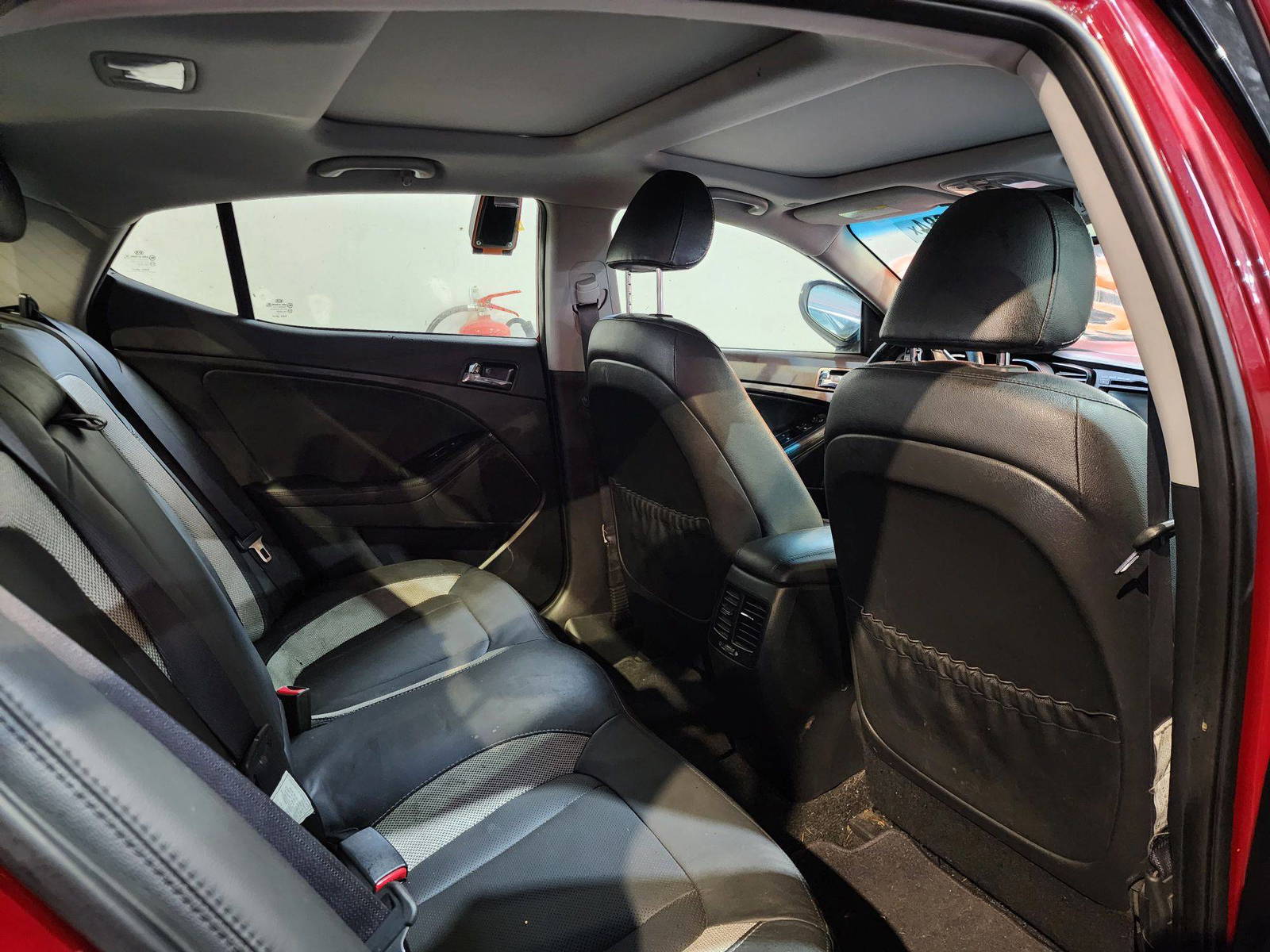 2011 KIA OPTIMA — 151629 Miles — Lot 75293684 — Al Quoz - Marhaba Auctions Used Cars - Image 7