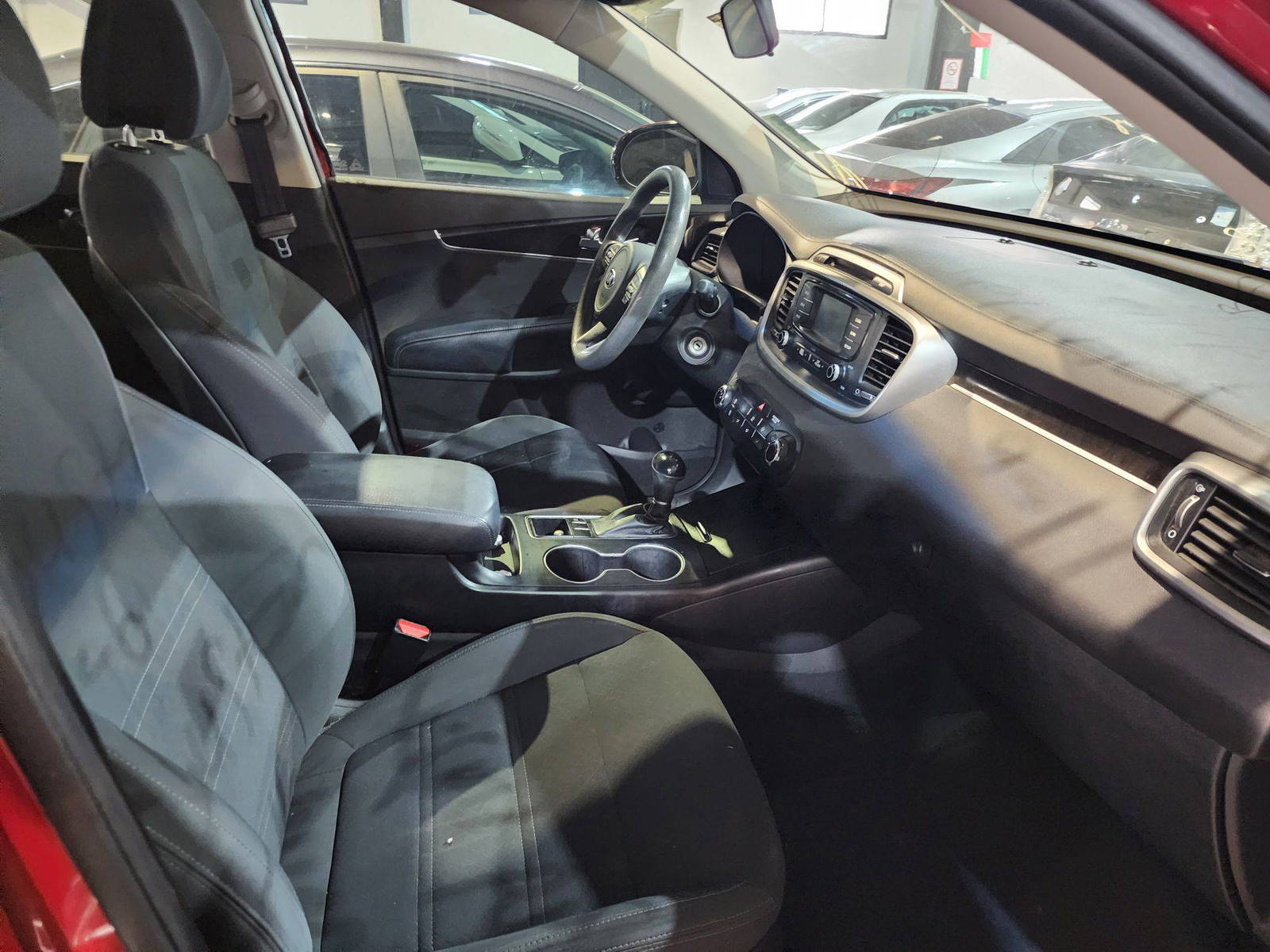 2017 KIA SORENTO — 116661 Miles — Lot 97114 — Al Quoz - Marhaba Auctions Used Cars - Image 9