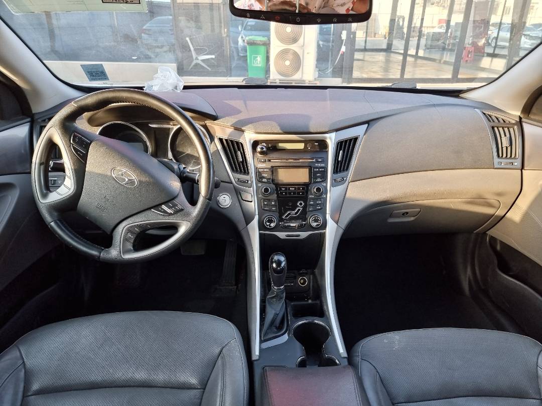 2012 HYUNDAI SONATA — 190920 Miles — Lot 125487 — Souq - Marhaba Auctions Used Cars - Image 8