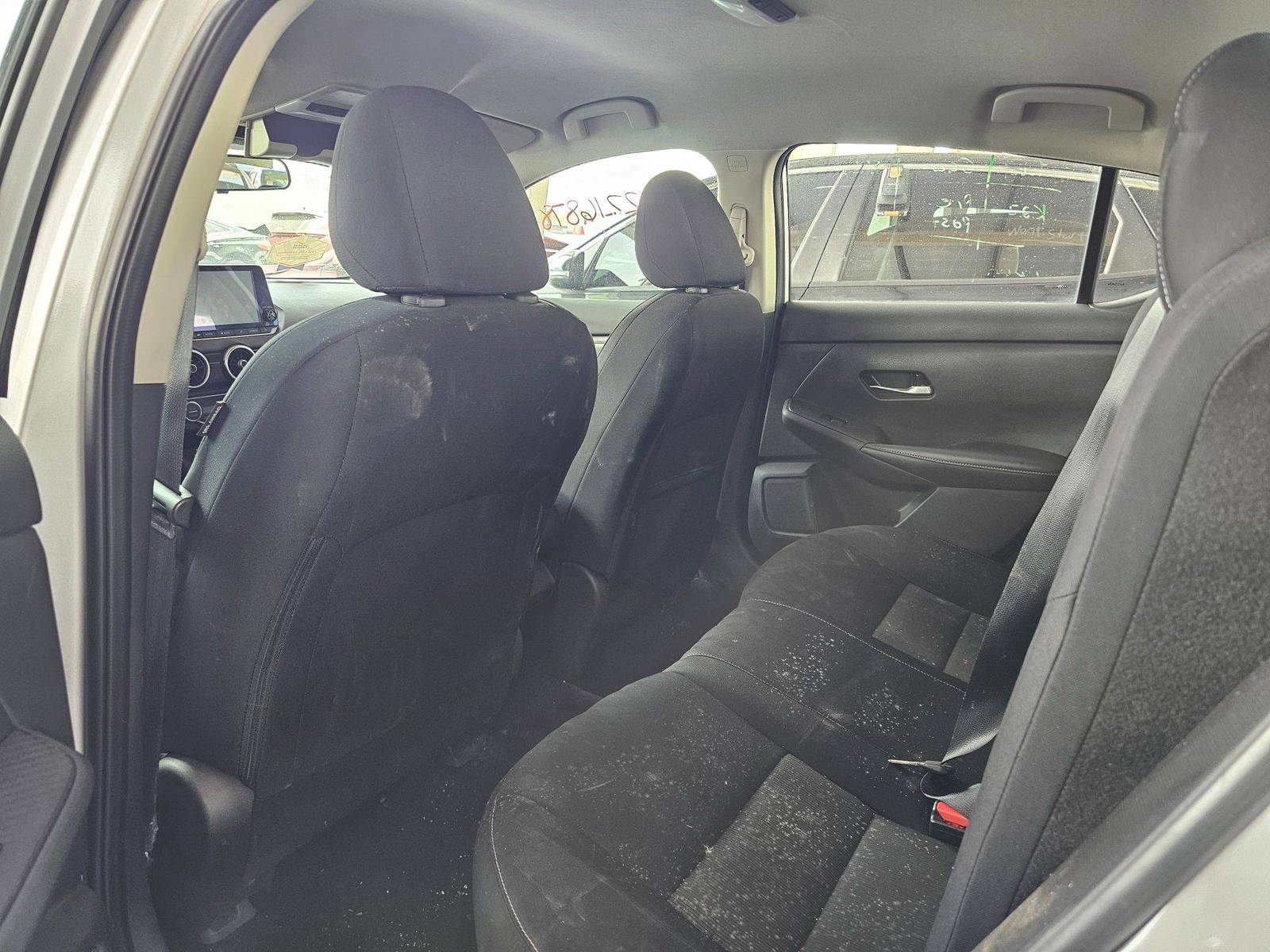 2021 NISSAN SENTRA — 64313 Miles — Lot VXMY259677 — Souq - Marhaba Auctions Used Cars - Image 6