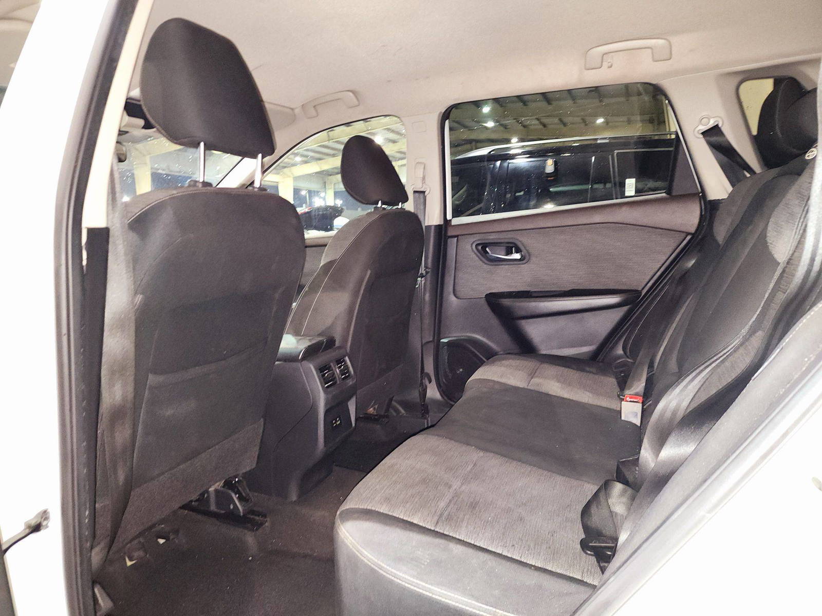 2021 NISSAN ROGUE — 103502 Miles — Lot W015677 — Souq - Marhaba Auctions Used Cars - Image 6