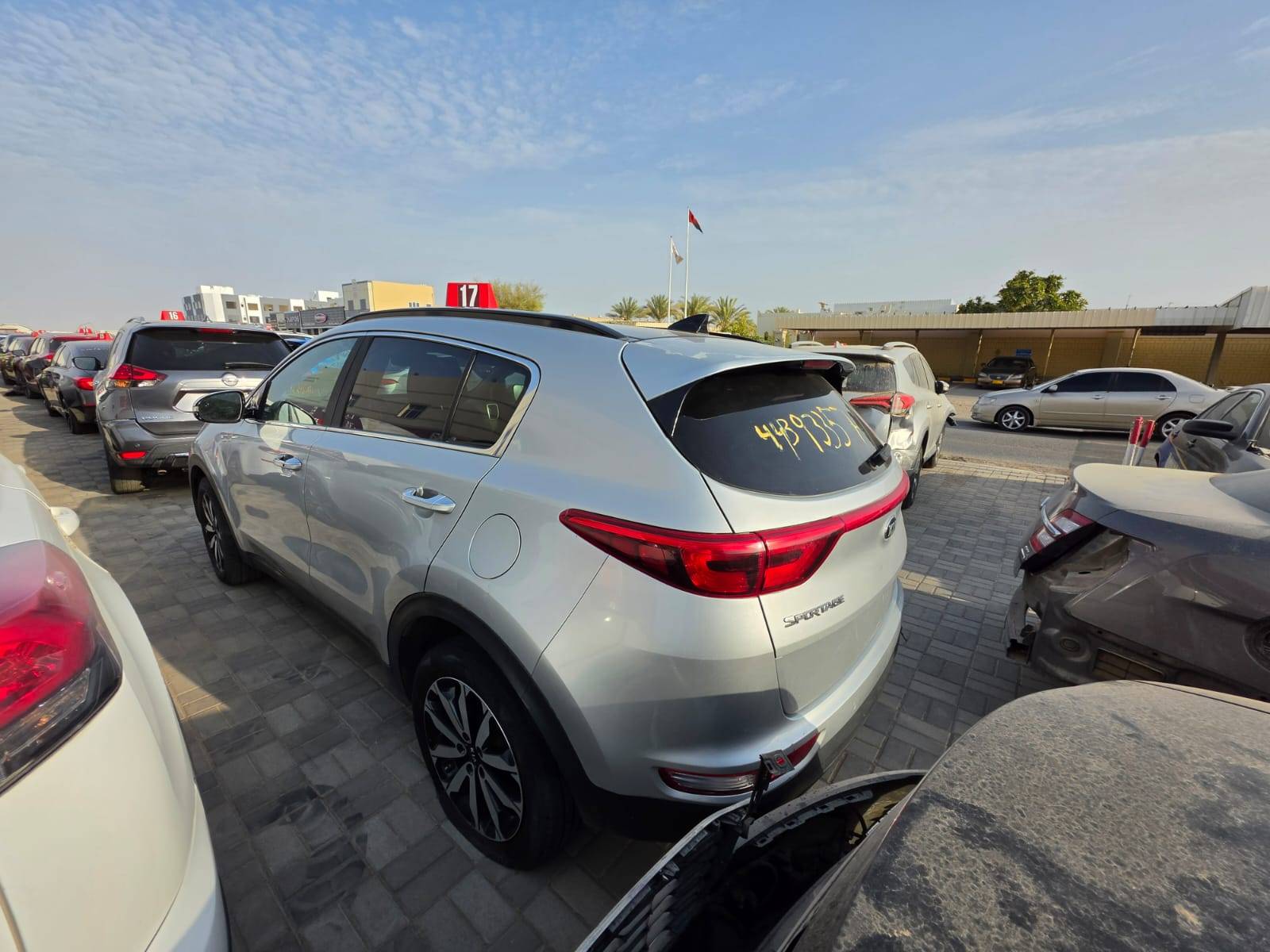 Kia SPORTAGE 2019 view 2
