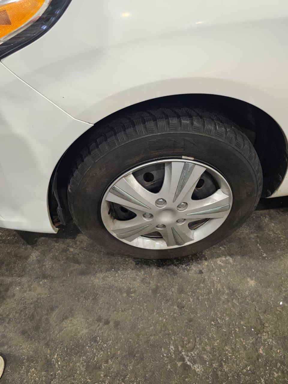 2018 NISSAN VERSA — 153121 Miles — Lot 92315235 — Main - Marhaba Auctions Used Cars - Image 5