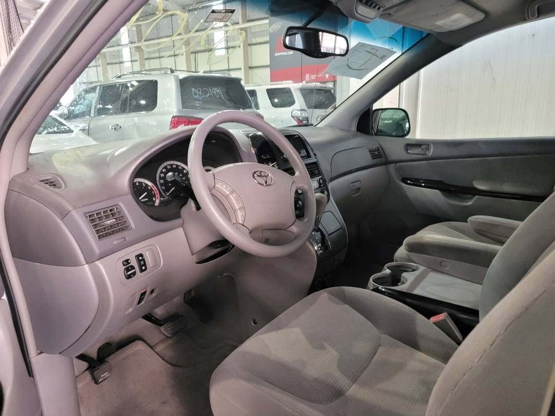 2004 TOYOTA SIENNA — 138565 Miles — Lot 091084 — Main - Marhaba Auctions Used Cars - Image 6