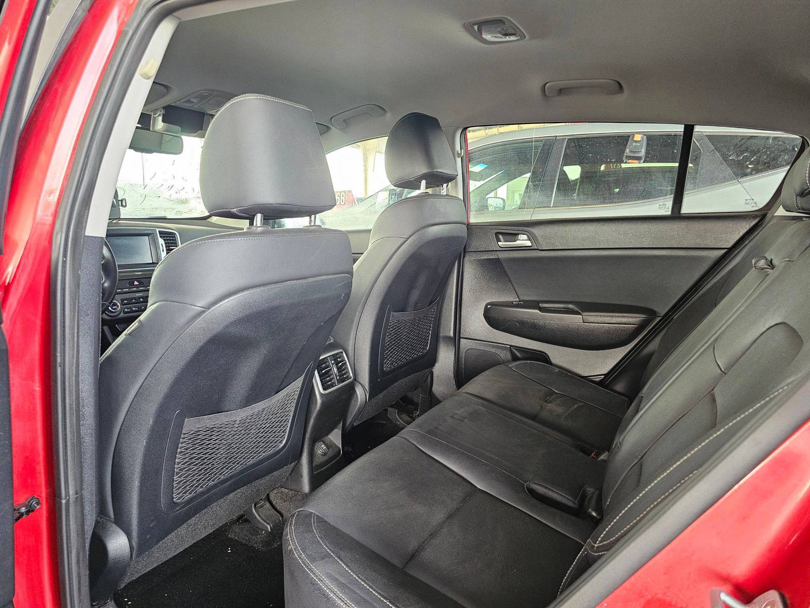 2018 KIA SPORTAGE — 79768 KM — Lot 12195931 — Ind. 12 - Marhaba Auctions Used Cars - Image 6