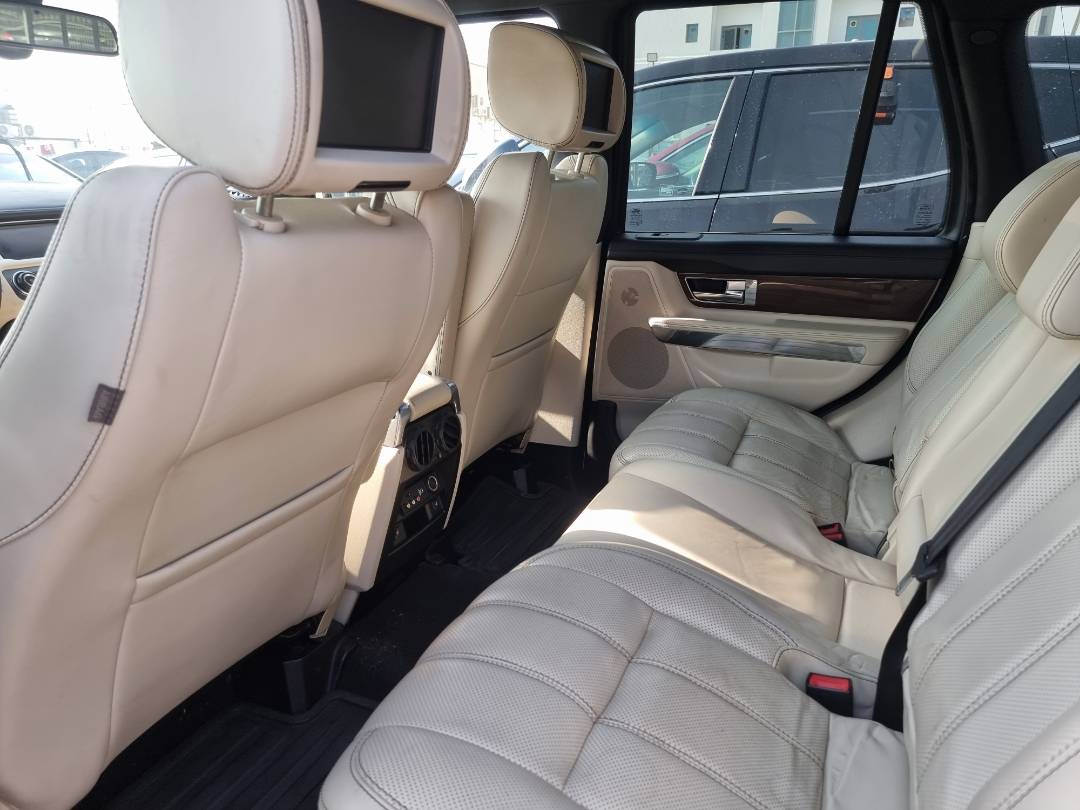 2013 LAND ROVER RANGE ROVER SPORT — 119438 Miles — Lot DA800038 — Ind. 12 - Marhaba Auctions Used Cars - Image 6