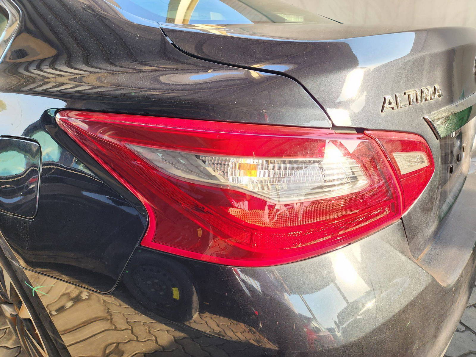 2018 NISSAN ALTIMA — 96804 Miles — Lot 42405464 — Souq - Marhaba Auctions Used Cars - Image 10