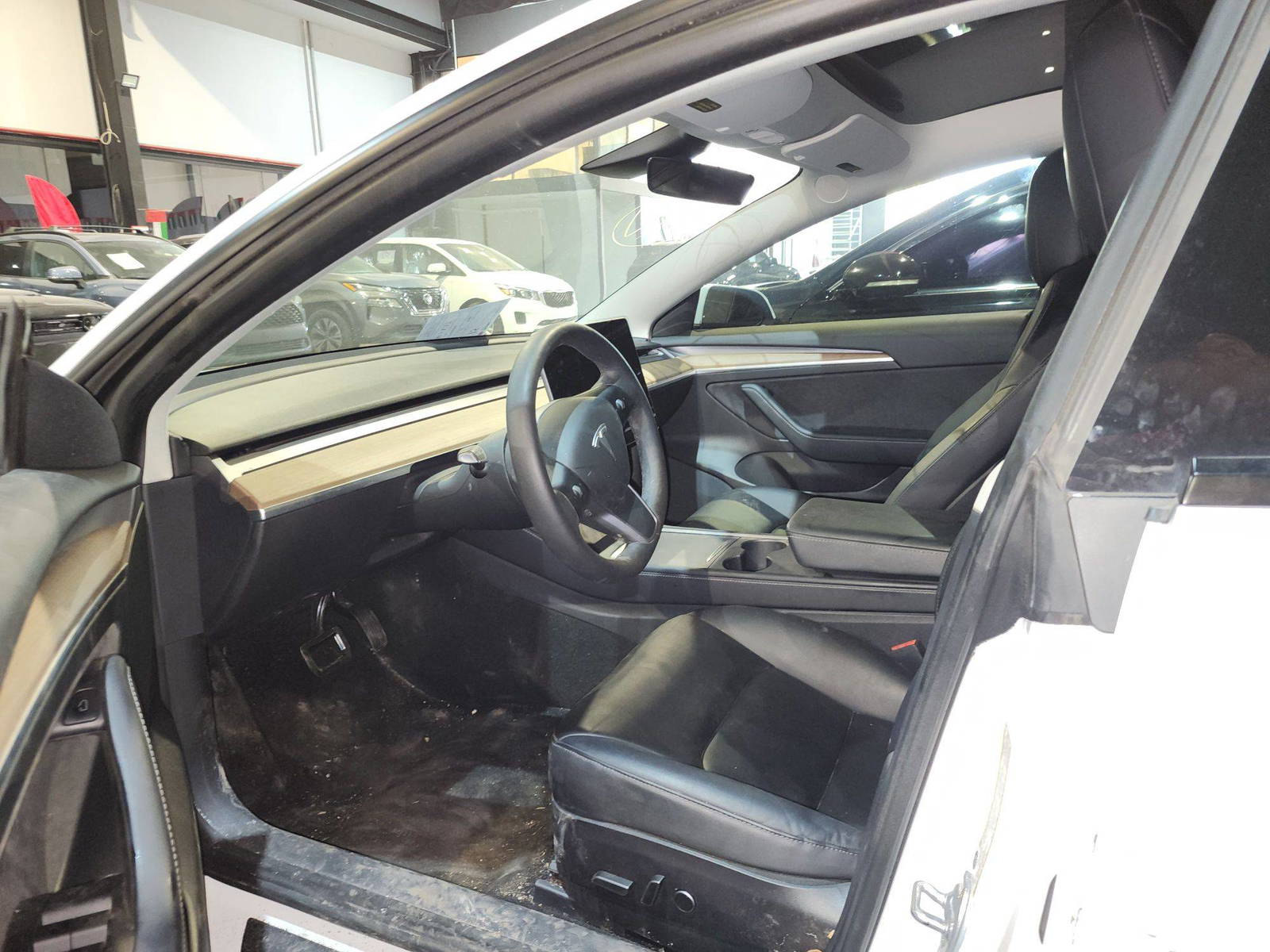 TESLA MODEL 3 2021 - Marhaba Auction Used Cars - Image 9