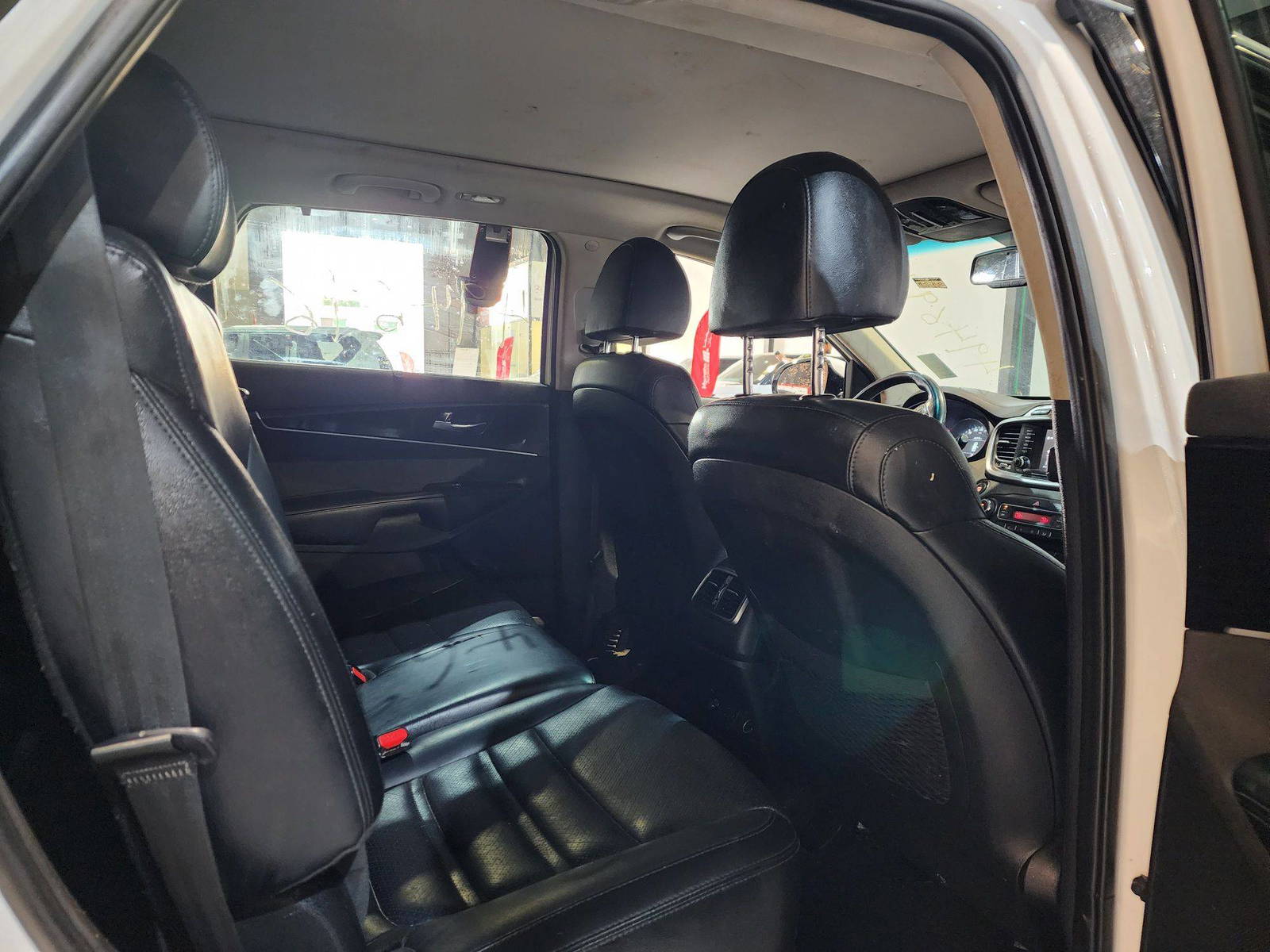 2019 KIA SORENTO — 171161 KM — Lot 30039088 — Al Quoz - Marhaba Auctions Used Cars - Image 7