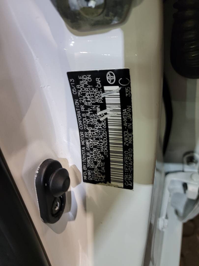 2013 TOYOTA PRIUS — Lot 1682534 — Main - Marhaba Auctions Used Cars - Image 9