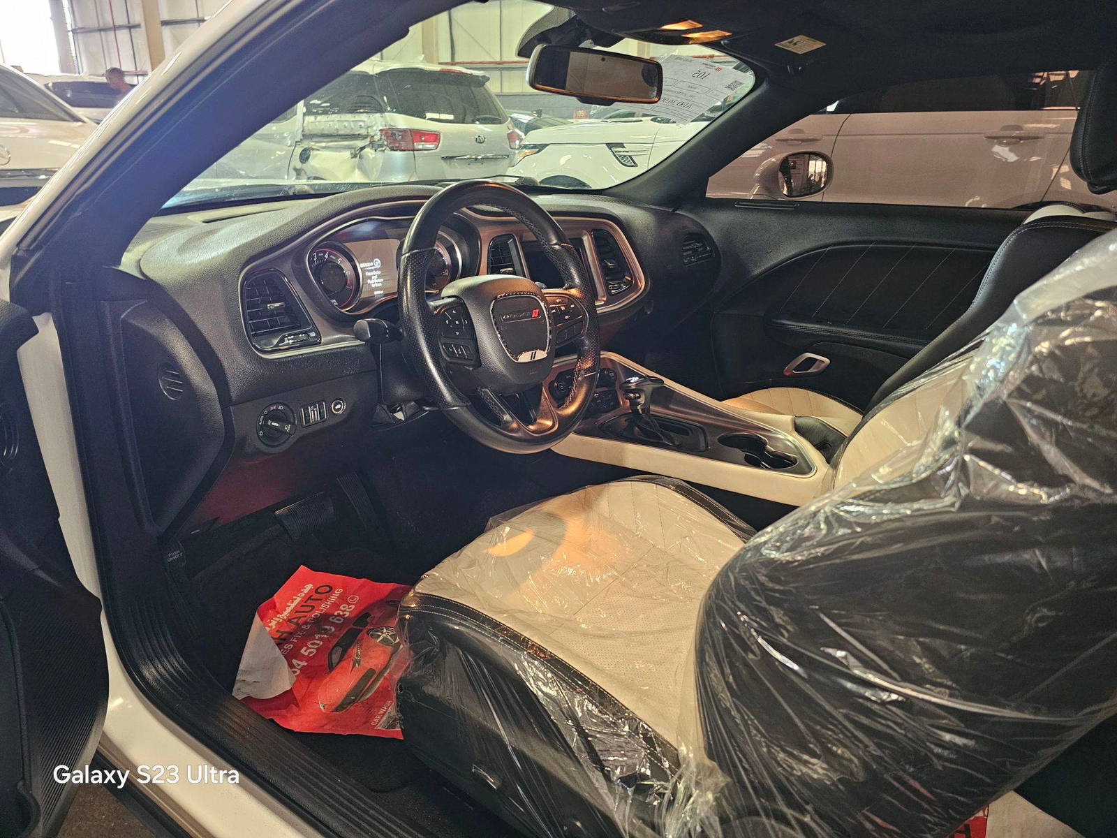 2022 DODGE CHALLENGER — 83346 Miles — Lot H143582 — Main - Marhaba Auctions Used Cars - Image 8
